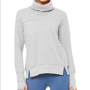 Alo yoga long sleeve hazel top